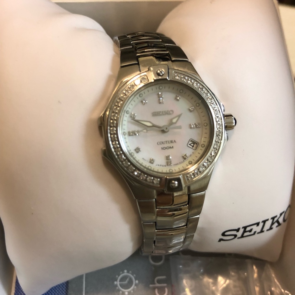 Seiko Watch - Picture 2 of 4